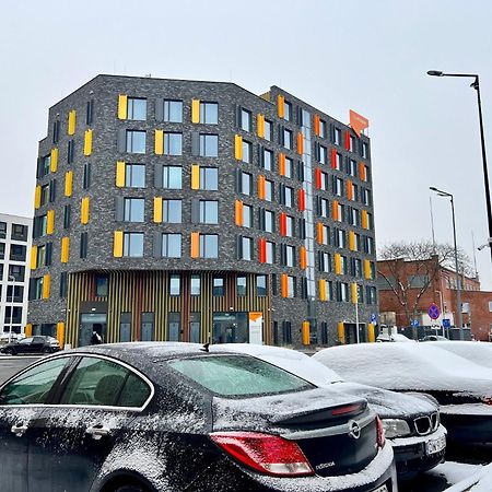 Legnicka Business Apartments Вроцлав Экстерьер фото