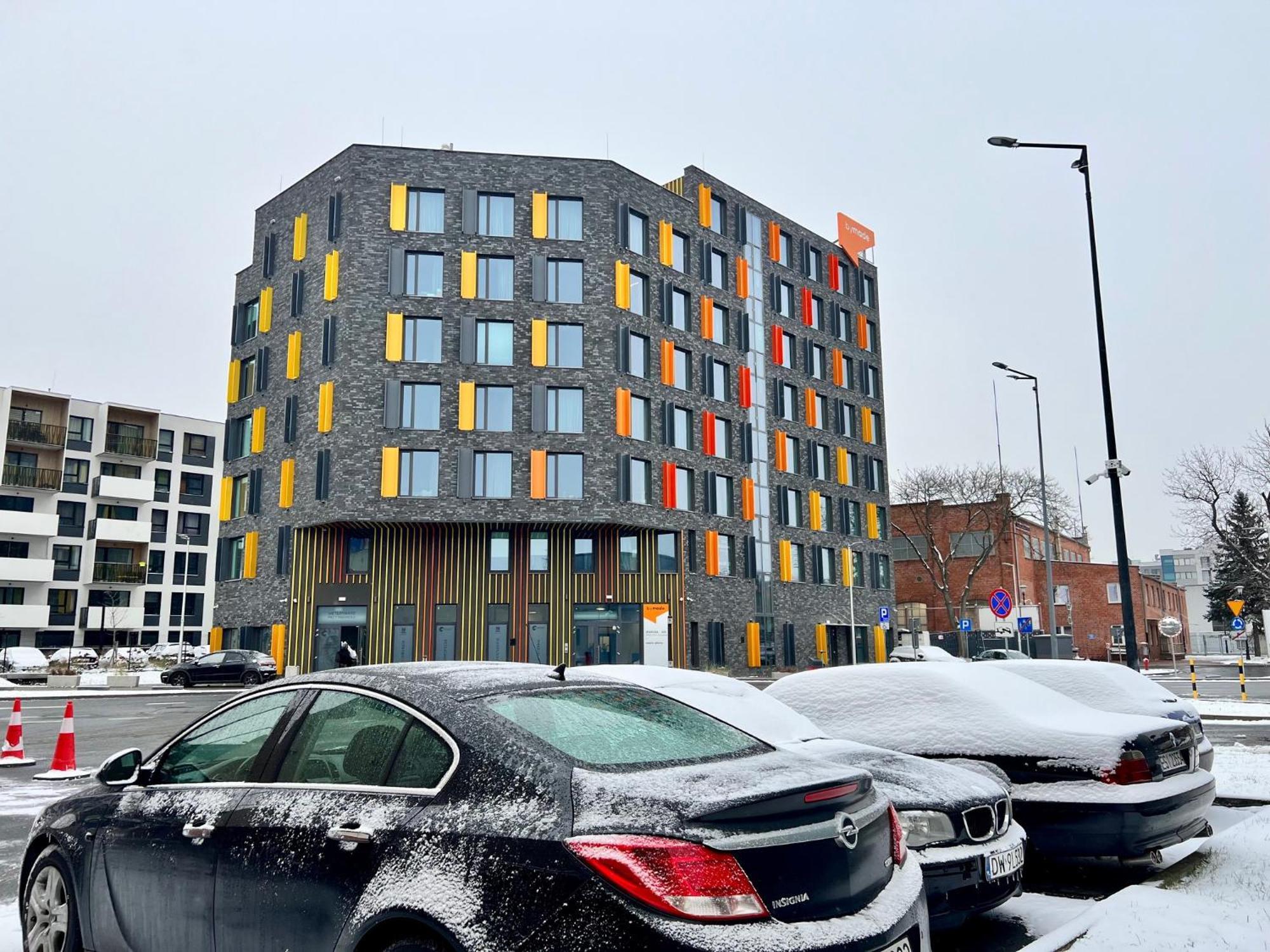 Legnicka Business Apartments Вроцлав Экстерьер фото